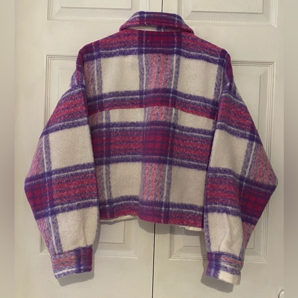 NWOT SO Juniors Cropped Shacket Size M - Picture 5 of 8